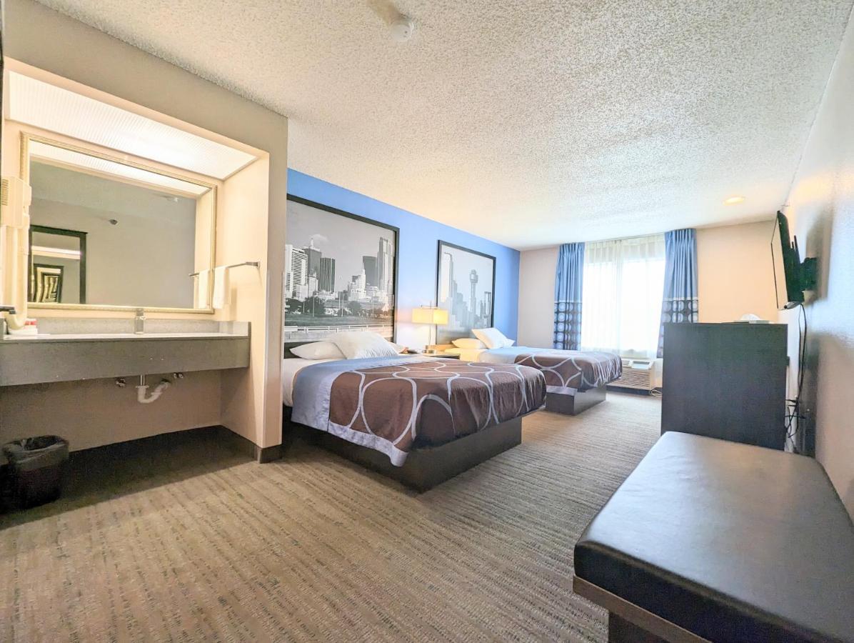 Super 8 By Wyndham Garland Rowlett East Dallas Area Otel Dış mekan fotoğraf